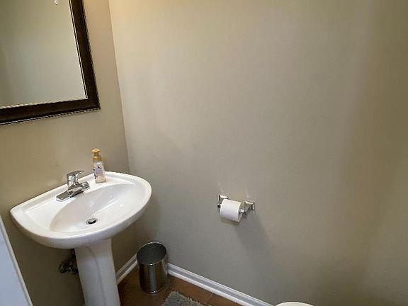 2nd image of 1397 W Split Oak Cir
