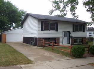 5225 42nd Ave, Kenosha, WI 53144