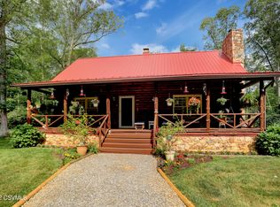 121 Silva Ln, New Columbia, PA 17856