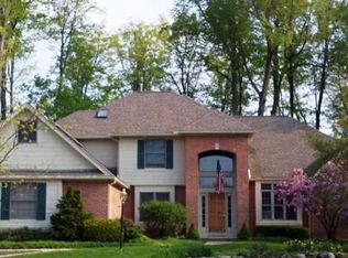 1356 E Greenfield Ct, Ann Arbor, MI 48108