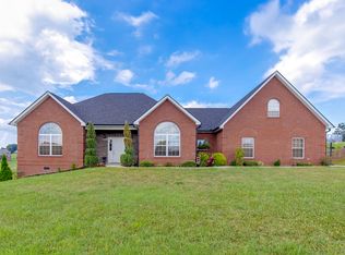 1515 Laurel Falls Ln, Sevierville, TN 37862