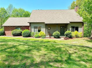 8179 Day Rd, Carbondale, IL 62902