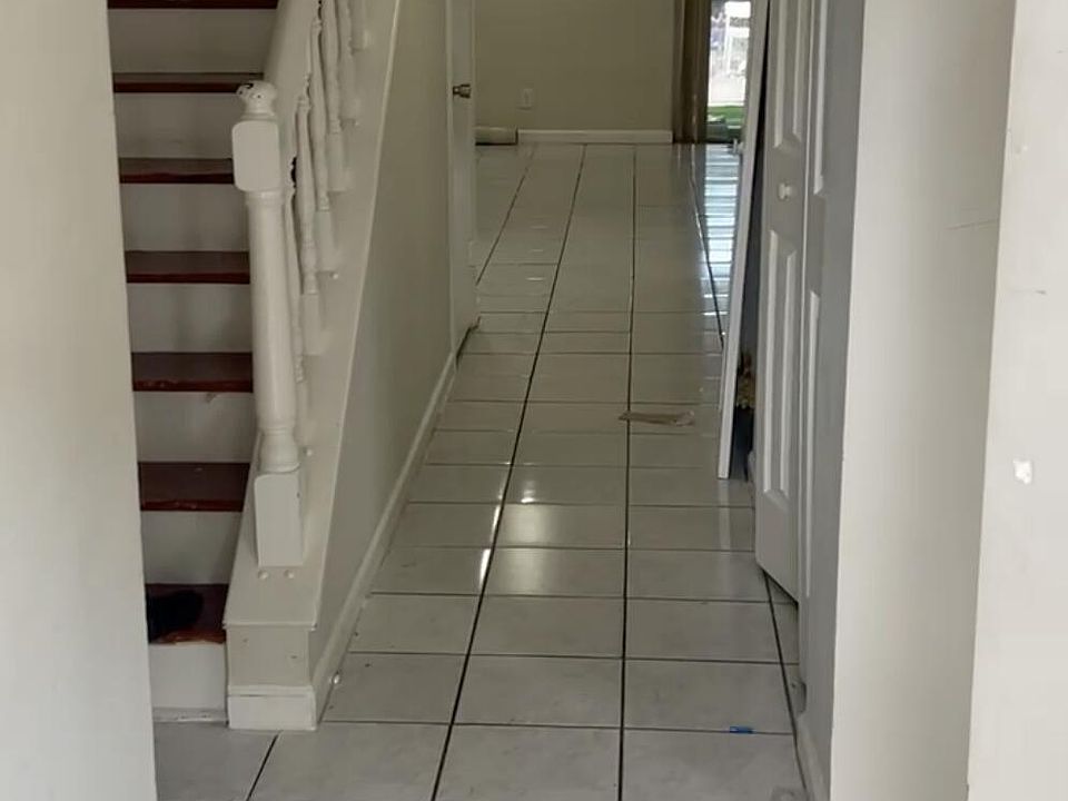 1st image of 12718 Peconic Court