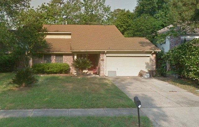 1st image of 7407 Woodland West Dr