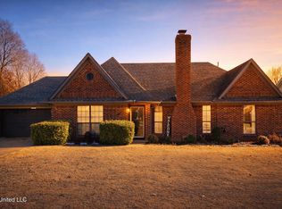 7370 Fox Glen Dr, Olive Branch, MS 38654