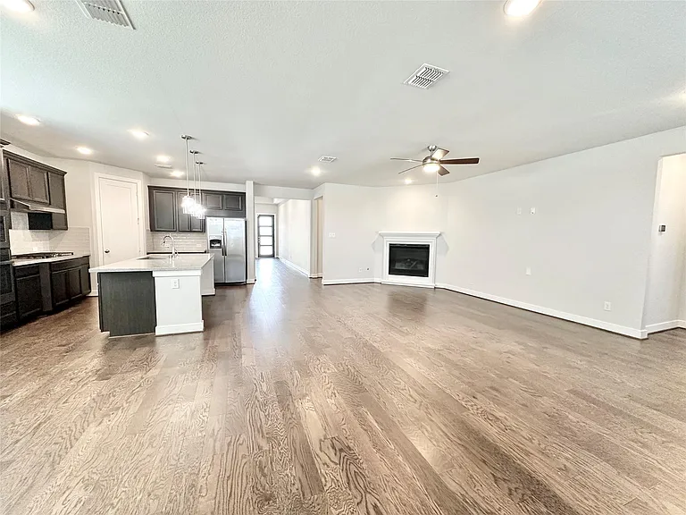 9218 Rocking Plain Ln — Photo 14
