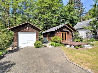 31 NE Spar Tree Dr, Tahuya, WA 98588