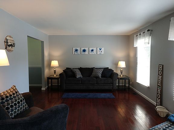 3rd image of 1761 Hamlet Dr