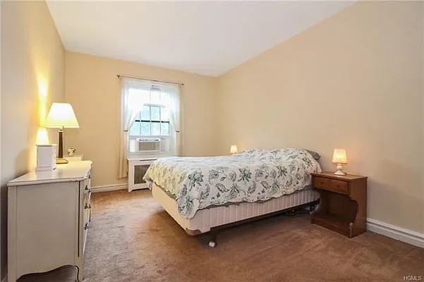 Sold by Douglas Elliman | media 18