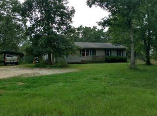 29725 Pelican Dr, Lebanon, MO 65536