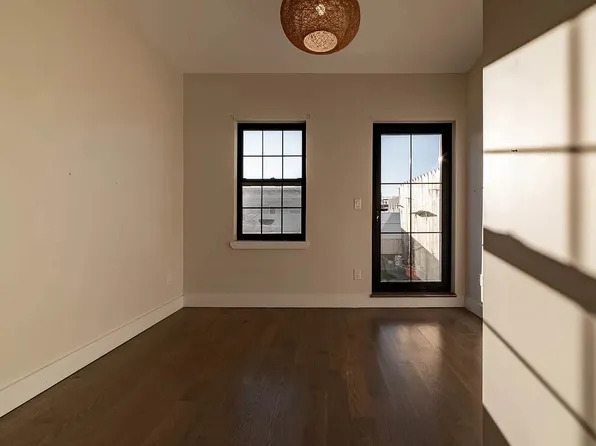 1280 Nostrand Avenue image 1 of 8