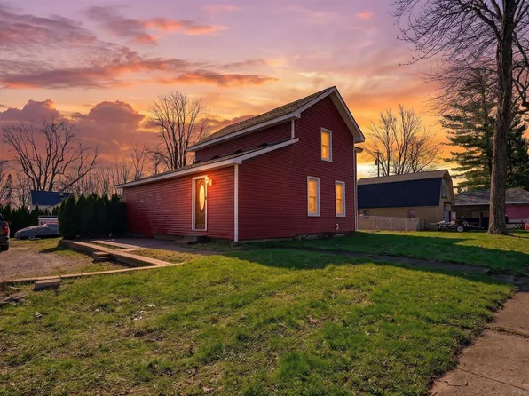 13895 Church Rd, Allenton, MI 48002