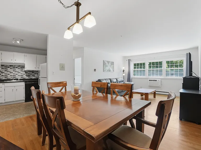 147 Milk St #18 — Photo 15