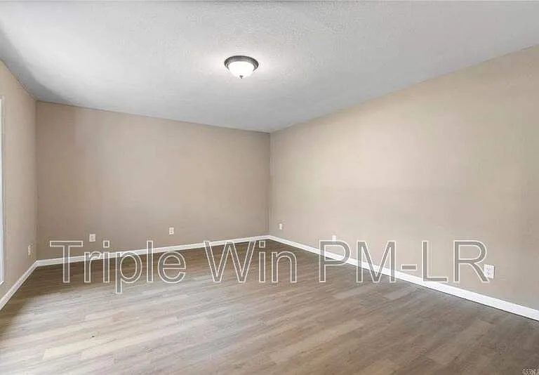 9914 Pinnacle Valley Rd — Photo 37