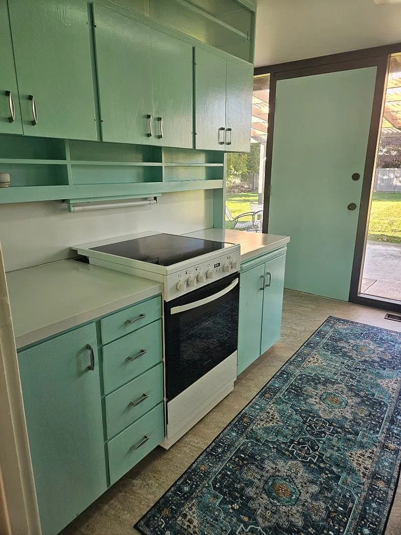 Charming 3bed/1bath Home in Fall City with Landscaping Services Included!! — Photo 2