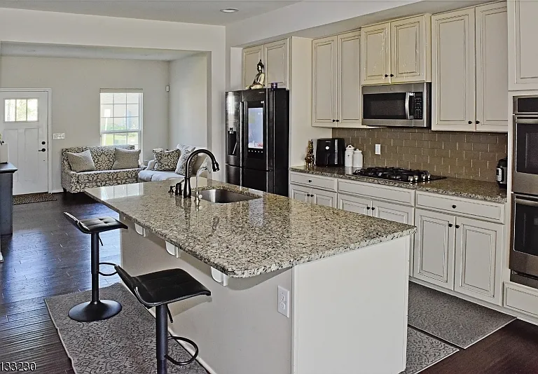 11 Shade Tree Ln — Photo 6