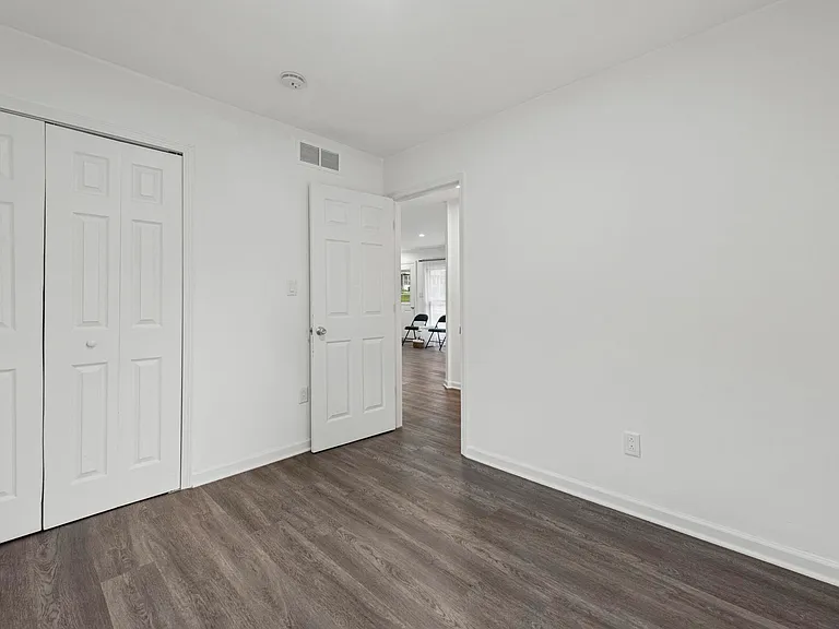 6777 Dandison Blvd — Photo 25