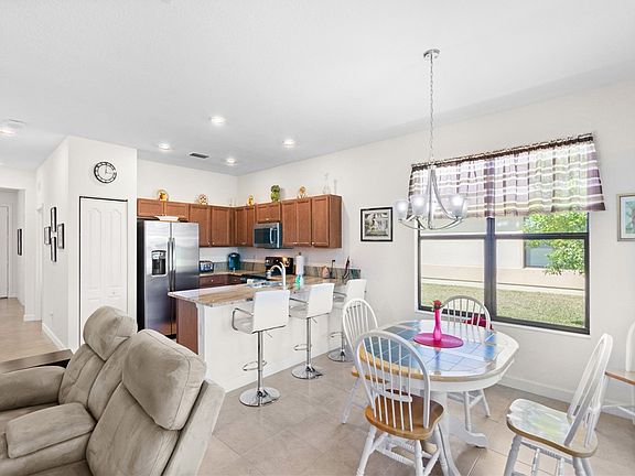 5th image of 9883 E Villa Cir