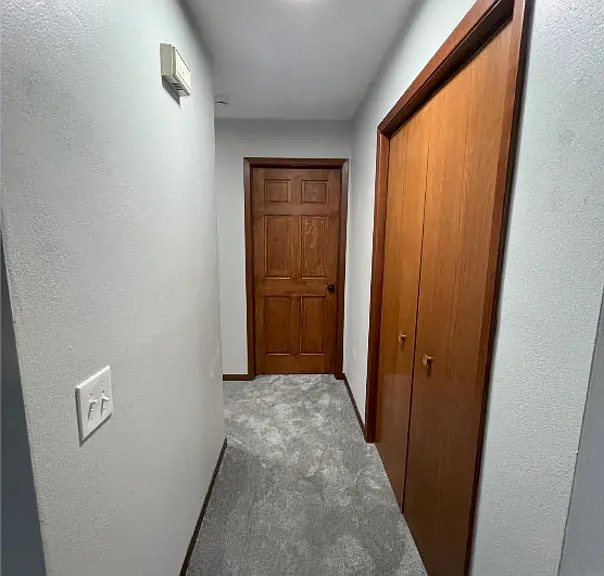 2 S Wickham Ct #1 — Photo 7
