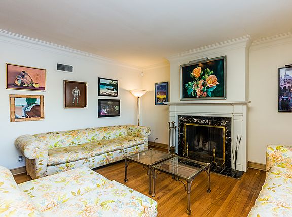 5th image of 6650 N Drake Ave