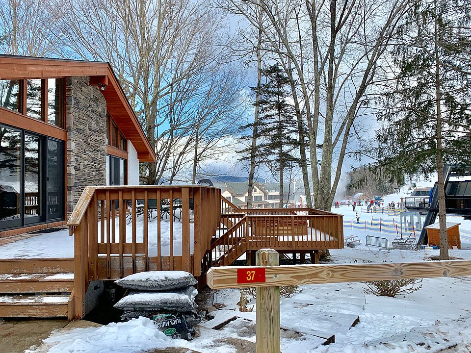 2nd image of 37 Pond Ln