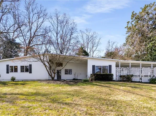 130 Putnam Cir NE, Atlanta, GA 30342
