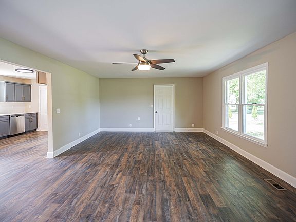 5th image of 222 Bonwood Dr