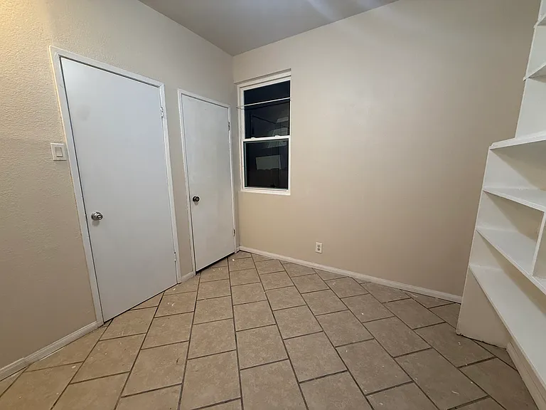 11831 Peach Tree Cir #A — Photo 5