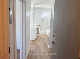 416 Parliament St #1, Toronto, ON M5A 3A2