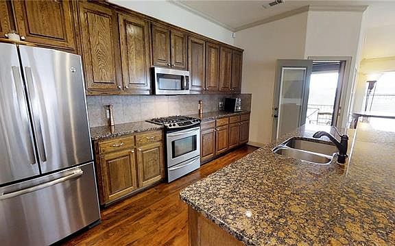 3rd image of 216 Mozart Way