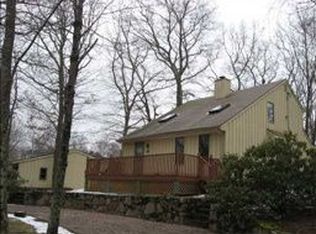 11 Horne Dr, Westerly, RI 02891