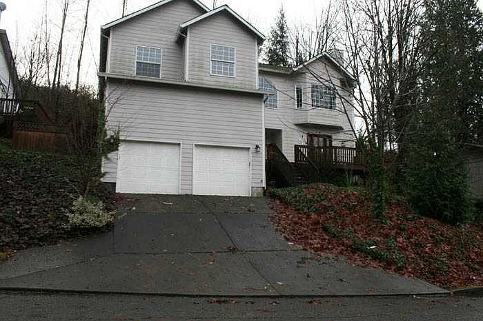 1st image of 102 Roley Ct
