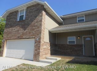 815 E Daniels St, Ozark, MO 65721