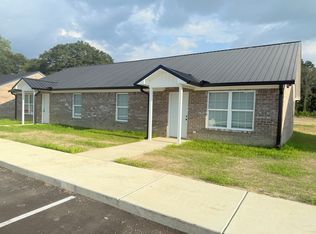 76 Finch Ave #B, Albertville, AL 35950