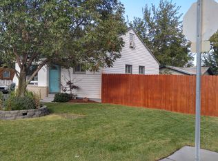 502 E Reeder Dr, Hermiston, OR 97838