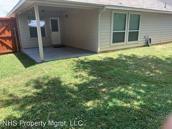 5th image of 1208 Constance Dr