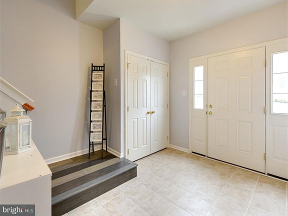 2nd image of 18 Shoreham Dr