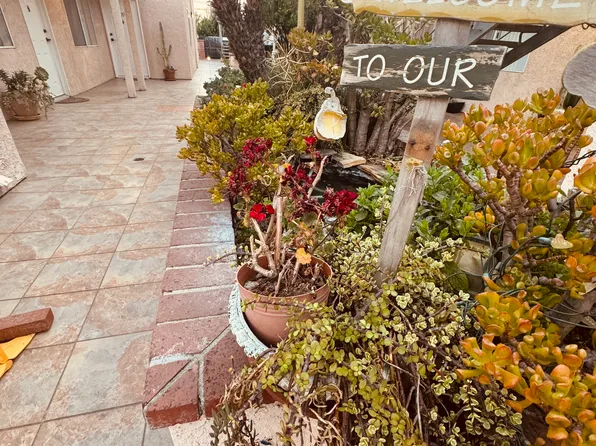 415 s verdugo llc, 415 Verdugo Dr #08e9e2912, Burbank, CA 91502