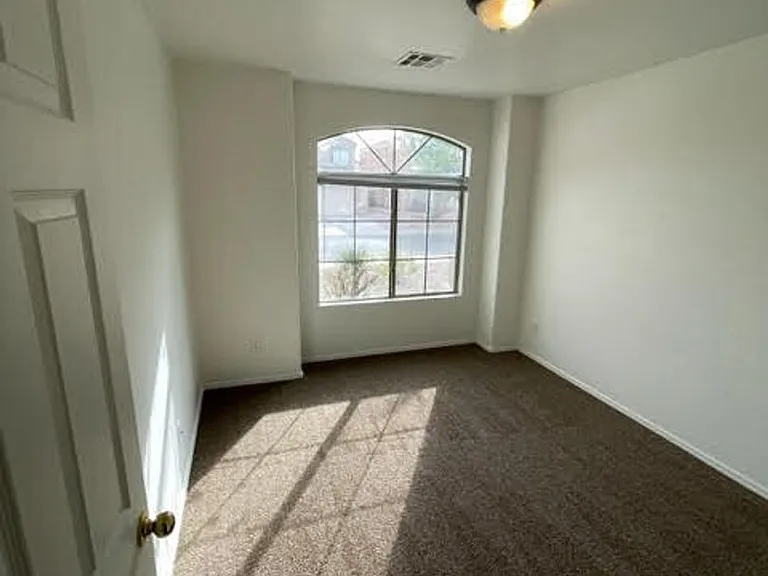 23438 W Cocopah St — Photo 22