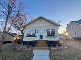 404 9th St, Alton, IA 51003