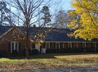 3410 Pinehurst Rd, Statesville, NC 28625