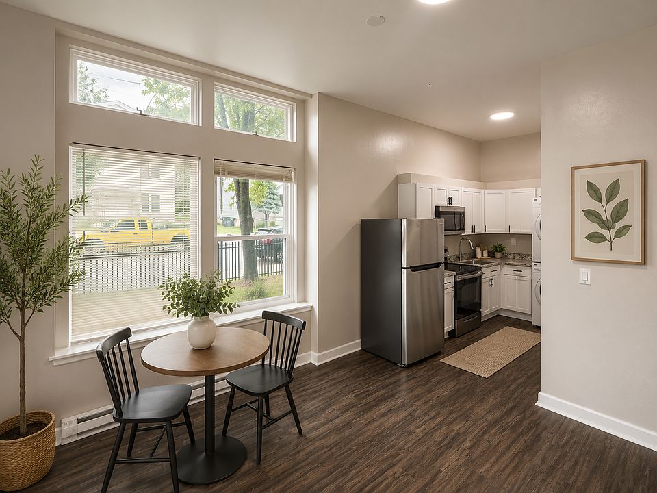 1st image of 165 Westland St #1B