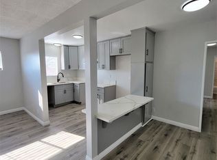 1129 W 10th St #F, San Pedro, CA 90731