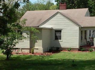 300 Westchester Dr, High Point, NC 27262