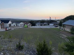 306 Vantage Cir, Kerrville, TX 78028