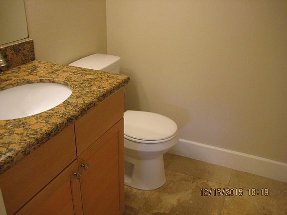 4th image of 625 W 8th St APT 5