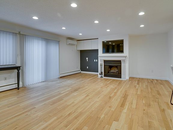 2nd image of 28 Federal St #2