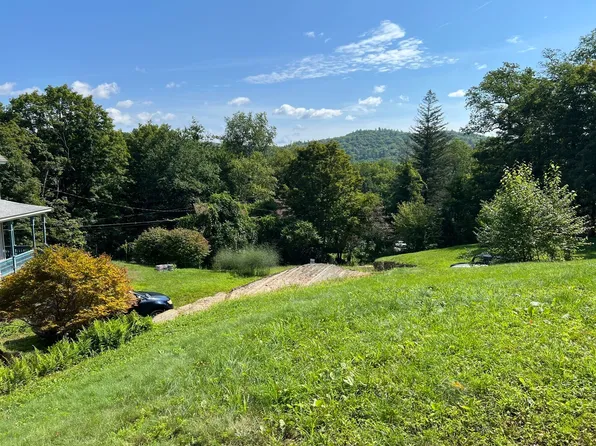 17 Blandford Hill Rd, Huntington, MA 01050