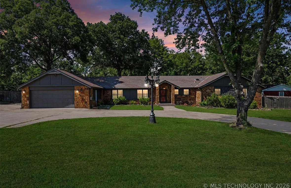 4 bed, 3478 sqft, $2,500 — Photo 1