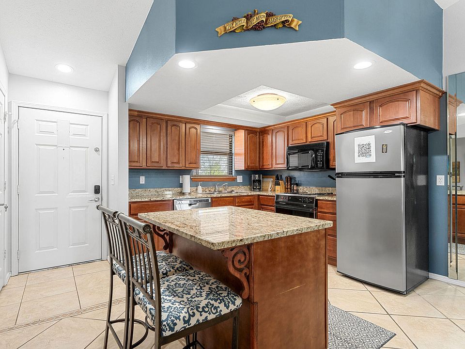 1st image of 112 Overlook Drive #10